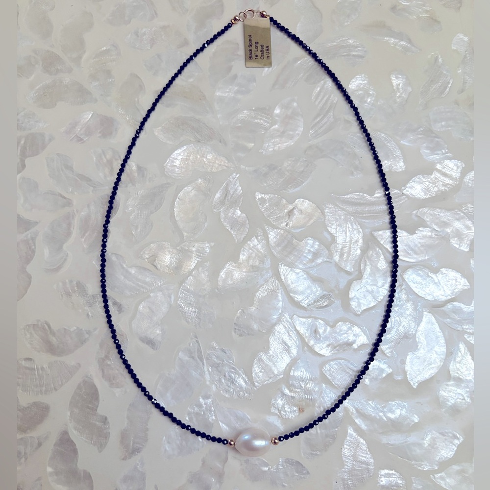 Black Spinel 14k Gold Accent Necklace with Cultured Pearl NWT❣️